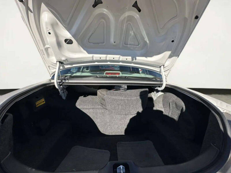 2005 Mercury Grand Marquis LS Premium