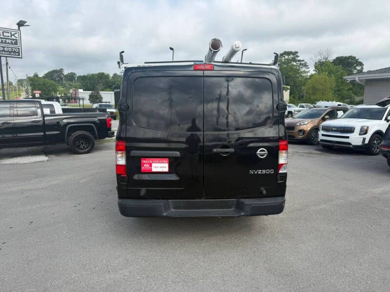 2018 Nissan NV