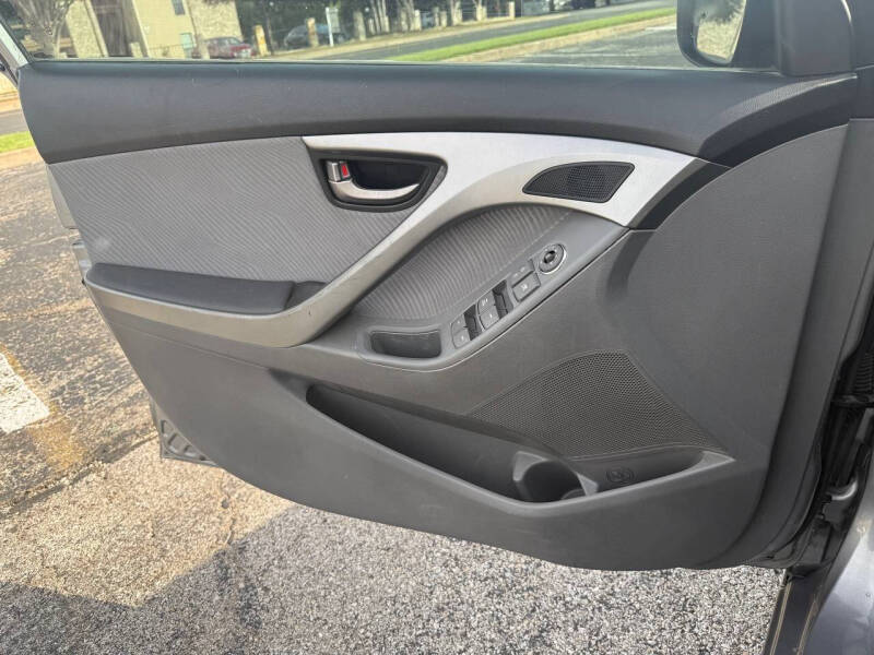 2012 Hyundai Elantra GLS