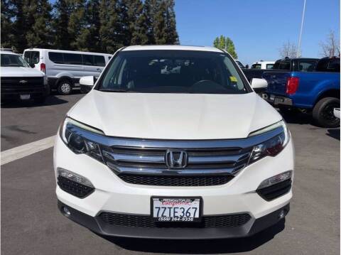 2017 Honda Pilot for sale at Carros Usados Fresno in Clovis CA