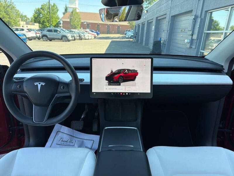 2025 Tesla Model Y Long Range