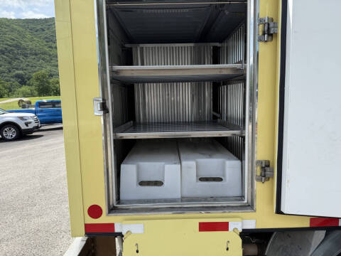 2022 Ford E-Series E-450 SD