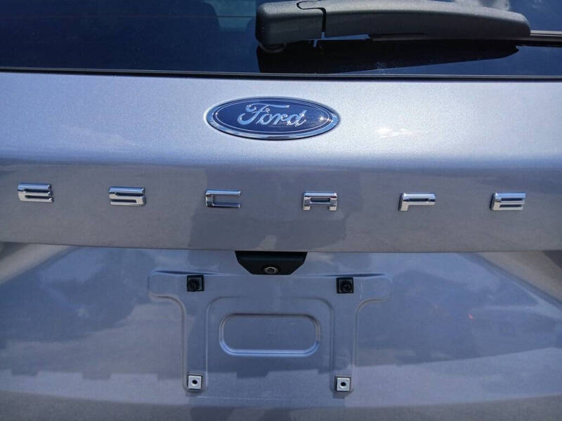 2022 Ford Escape Hybrid SEL