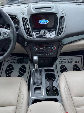 2017 Ford Escape Titanium