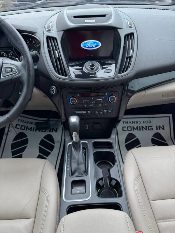 2017 Ford Escape Titanium