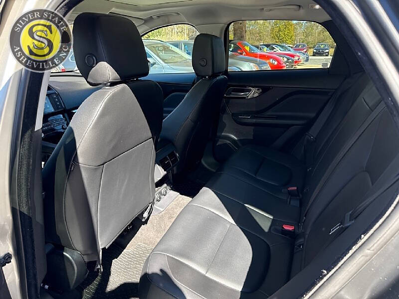 2017 Jaguar F-PACE 35t Premium