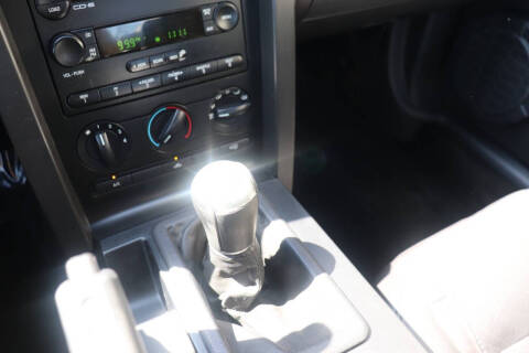 2005 Ford Mustang GT Premium