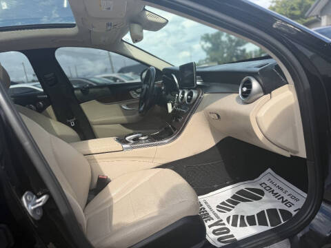 2017 Mercedes-Benz C-Class C 300 Luxury 4MATIC