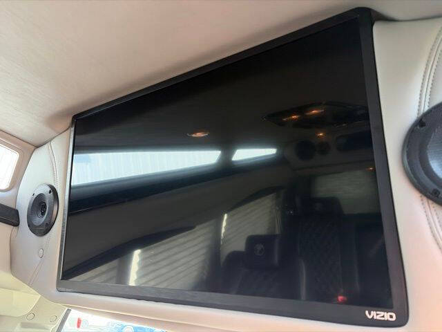 2023 Chevrolet Express 2500