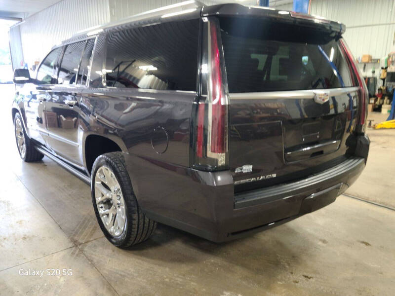 2018 Cadillac Escalade ESV Premium Luxury