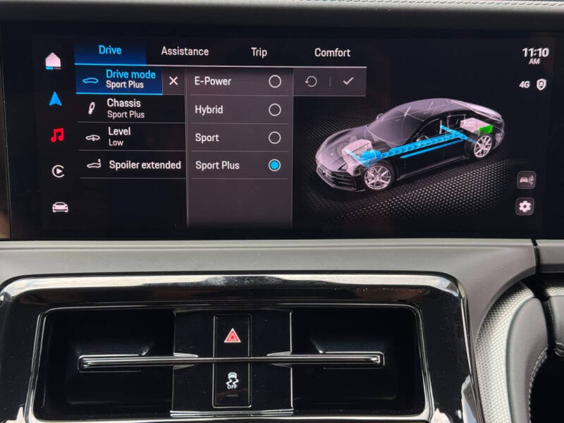 2025 Porsche Panamera 4 E-Hybrid