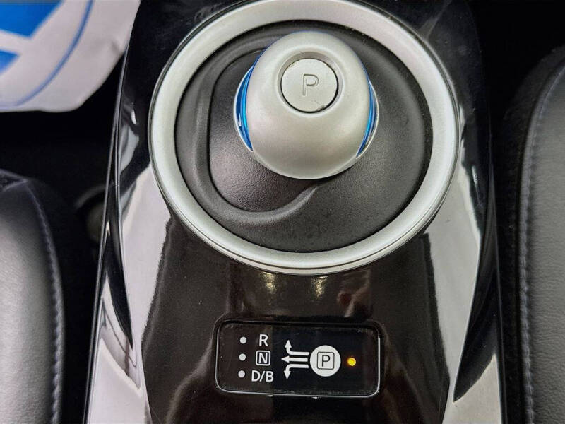 2014 Nissan LEAF SL