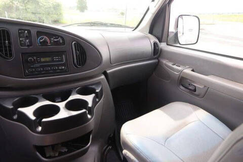 2008 Ford E-Series E-350 SD XLT