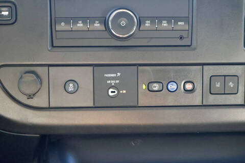 2024 Chevrolet Express LT 3500