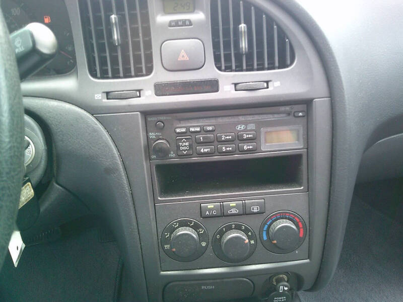 2005 Hyundai Elantra GLS