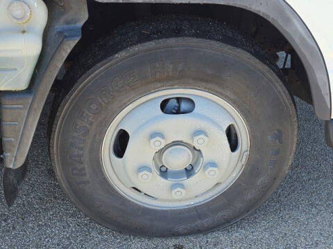 2014 Mitsubishi Fuso FE125