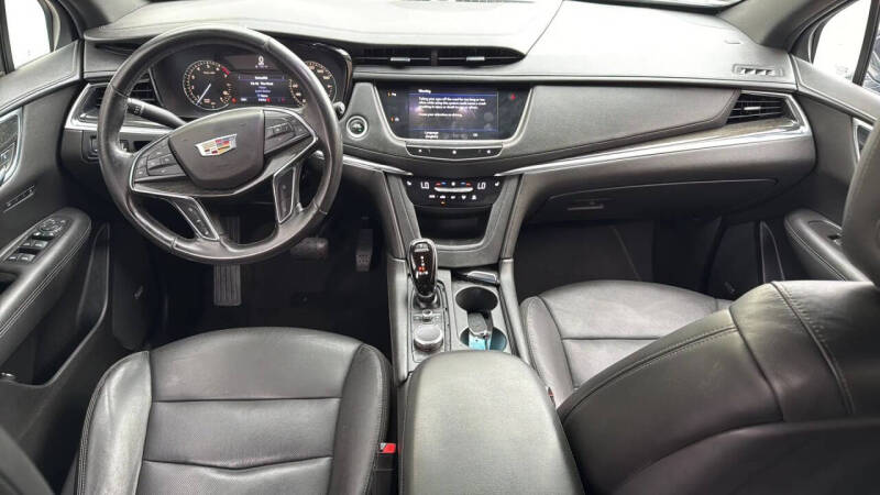 2020 Cadillac XT5 Premium Luxury