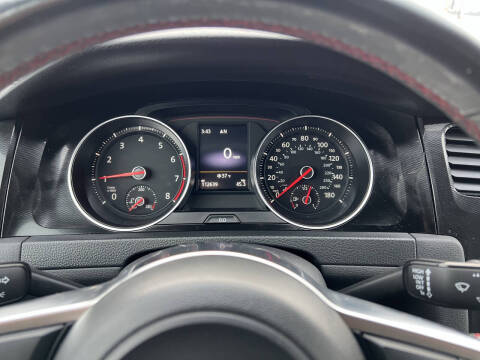 2015 Volkswagen Golf GTI S