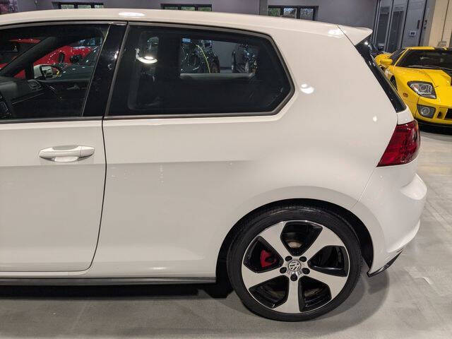 2016 Volkswagen Golf GTI S