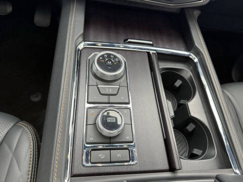 2023 Ford Expedition Platinum