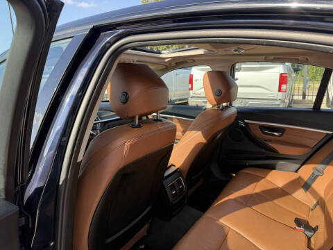 2017 BMW 3 Series 320i xDrive