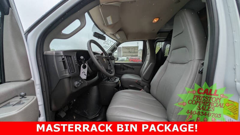 2025 Chevrolet Express 2500