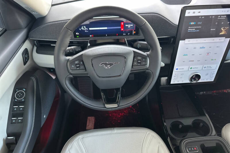 2025 Ford Mustang Mach-E Premium