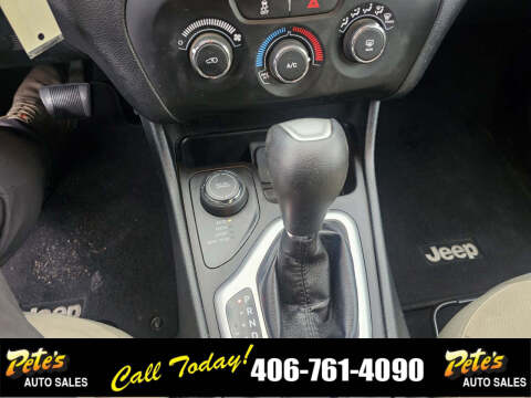 2016 Jeep Cherokee Sport