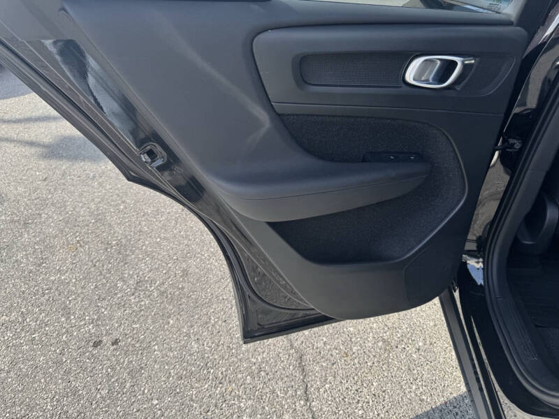 2020 Volvo XC40 T5 Momentum