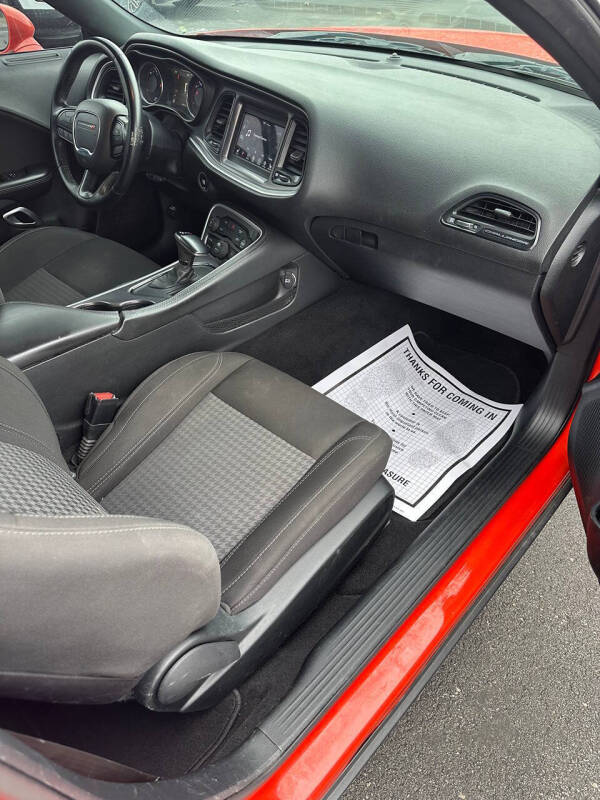 2019 Dodge Challenger SXT