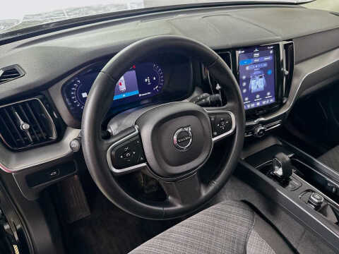 2023 Volvo XC60 B5 Core