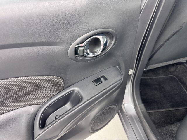 2019 Nissan Versa