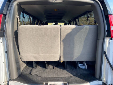 2020 GMC Savana LT 3500