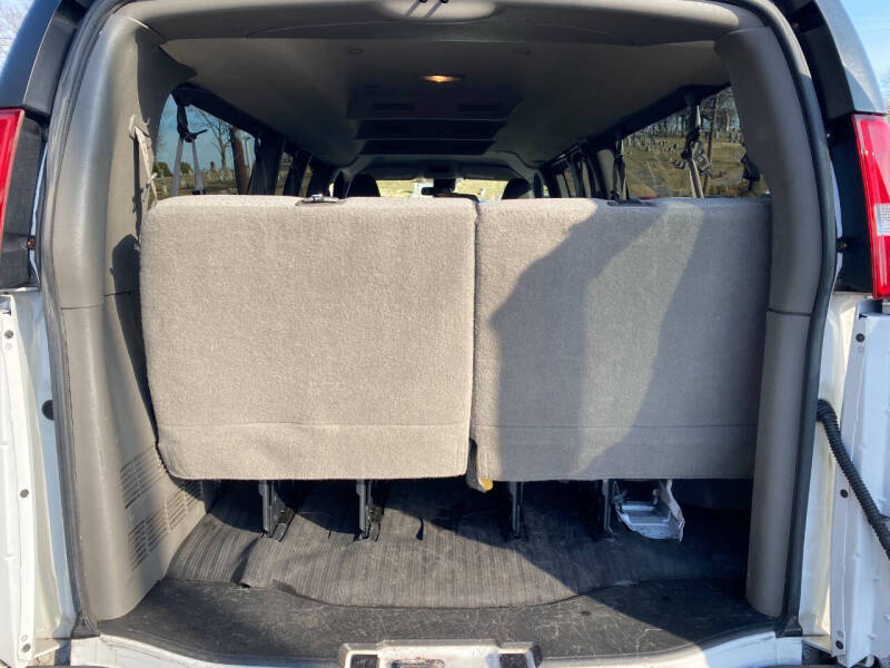 2020 GMC Savana LT 3500