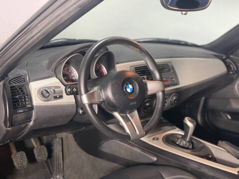 2003 BMW Z4 3.0i