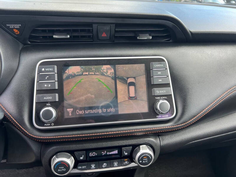 2020 Nissan Kicks SR