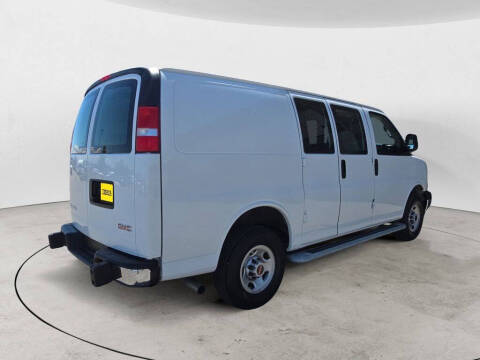 2024 GMC Savana 2500
