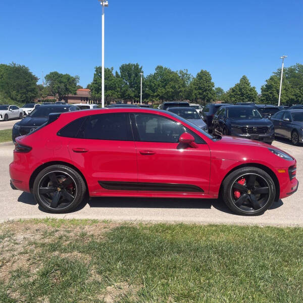 2018 Porsche Macan Turbo