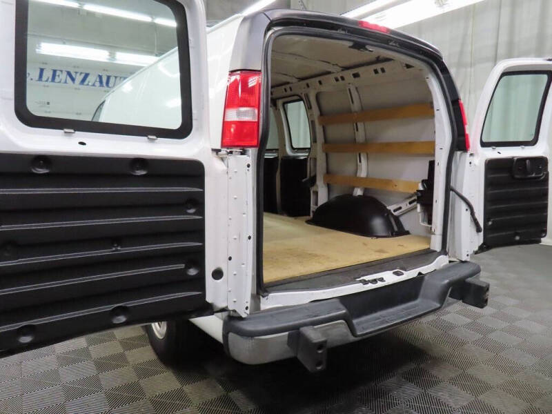 2021 Chevrolet Express 2500