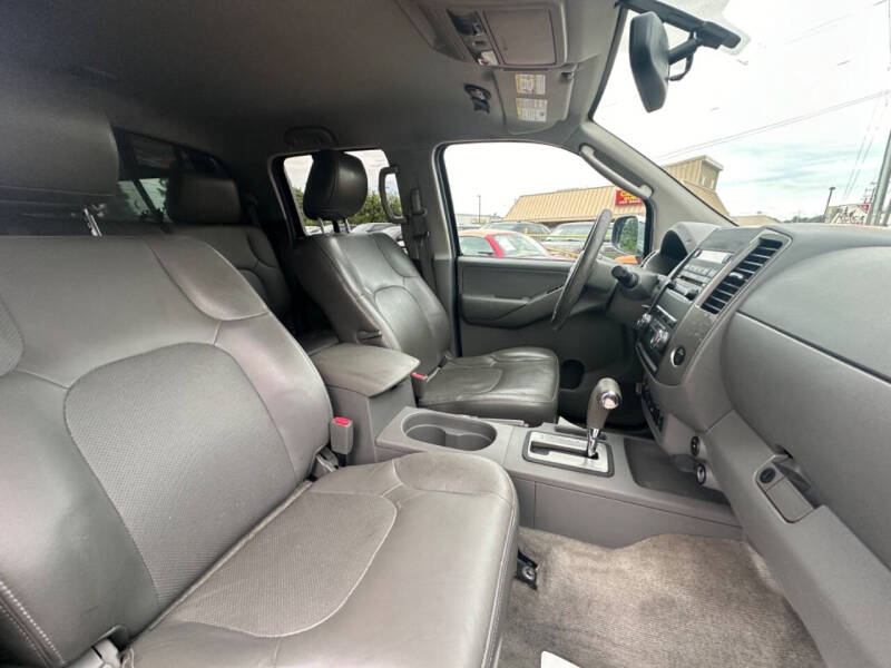 2011 Nissan Frontier SL