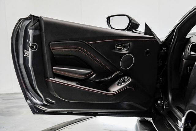 2023 Aston Martin Vantage V12