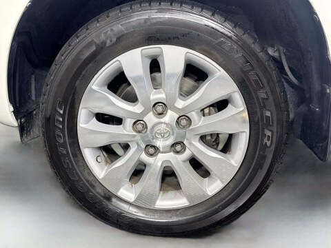 2013 Toyota Sequoia Platinum