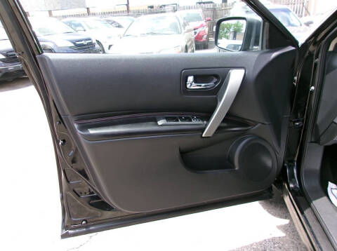2011 Nissan Rogue SV