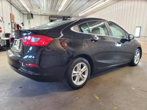 2017 Chevrolet Cruze LT Auto