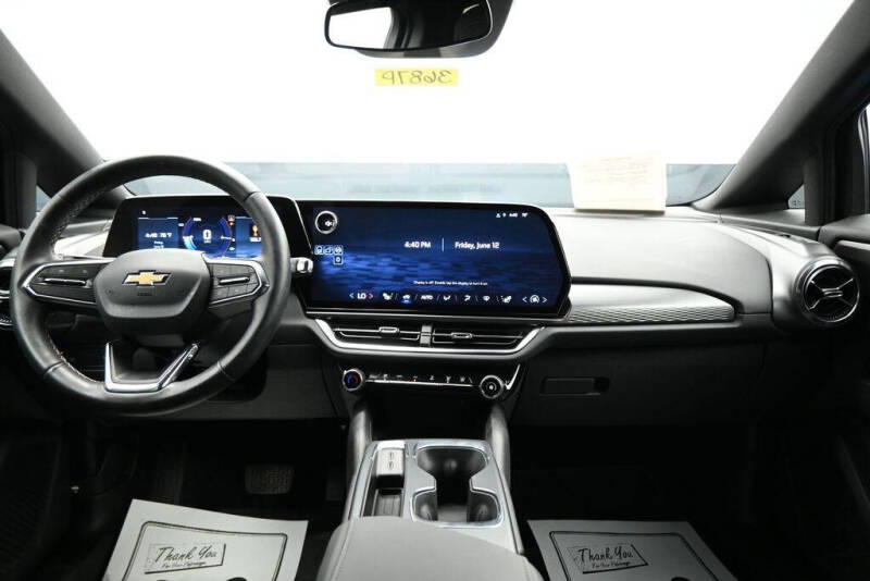 2025 Chevrolet Equinox EV LT 1