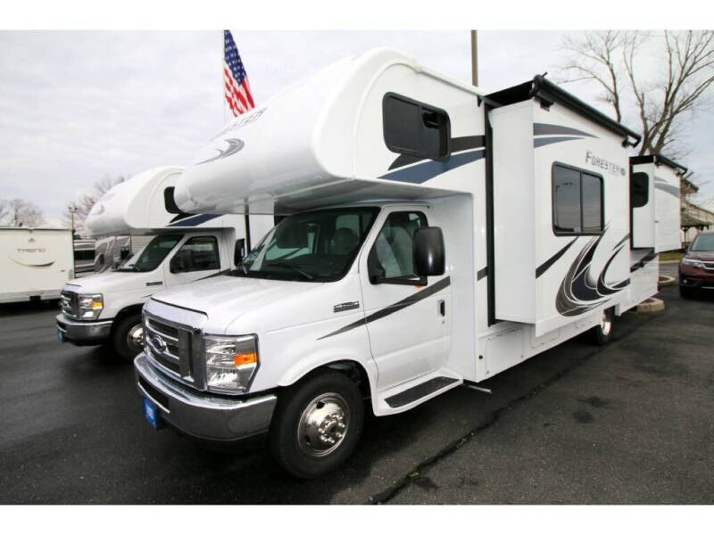 2020 Forest River FORESTER 2861 for sale at CR Garland Auto Sales in Fredericksburg VA