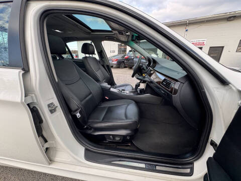 2011 BMW 3 Series 335i