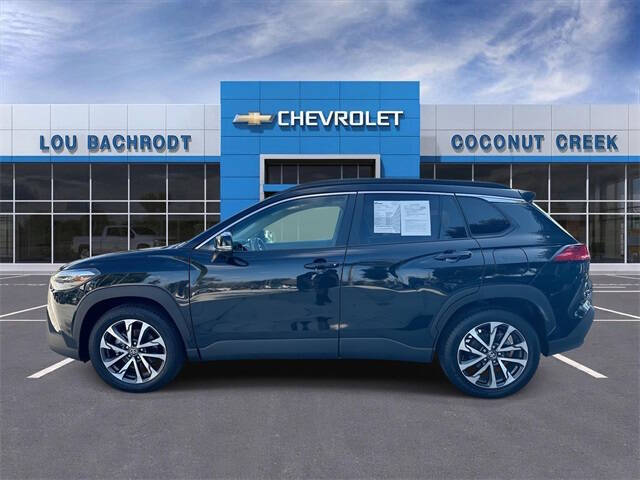 2023 Toyota Corolla Cross XLE