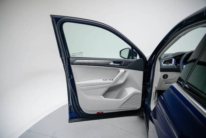 2022 Volkswagen Tiguan SE 4Motion