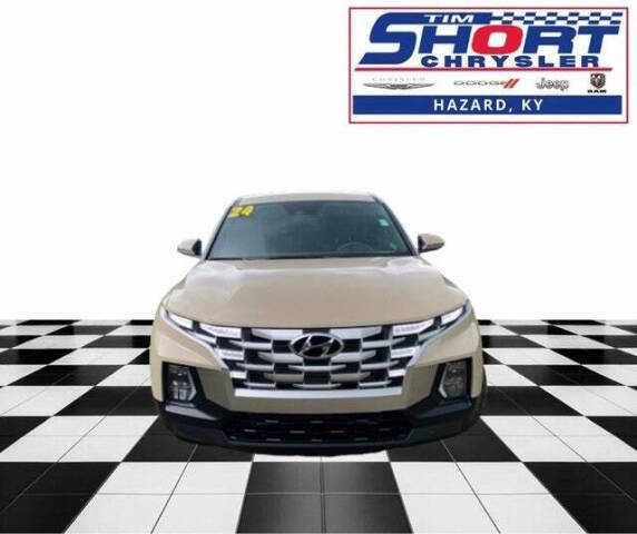 Used 2024 Hyundai Santa Cruz SEL with VIN 5NTJB4AE7RH084240 for sale in Hazard, KY